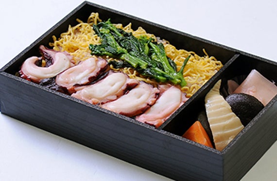 【東京発】国営ひたち海浜公園のネモフィラとあしかがフラワーパークの大藤・初夏の二大絶景を巡る日帰りバスツアー♪お昼は那珂湊名物のお弁当「三浜たこめし」付き!※全日程催行確定!!3